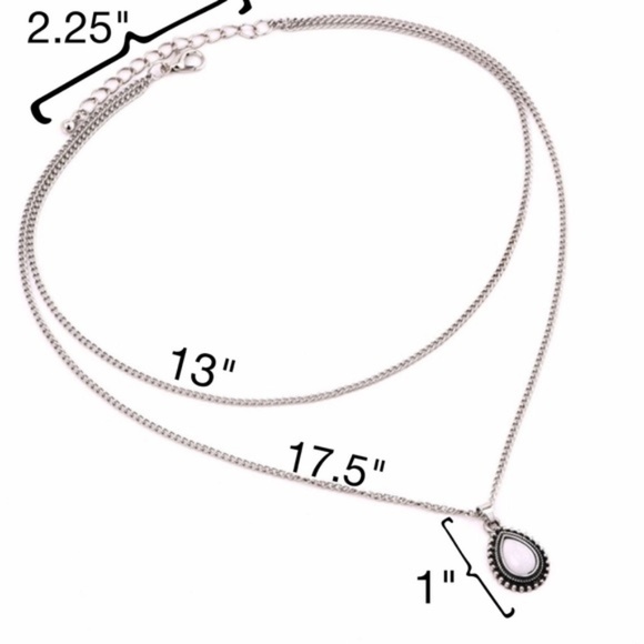 ❤️ 3/$30 Layered Moonstone Necklace - Picture 4 of 8